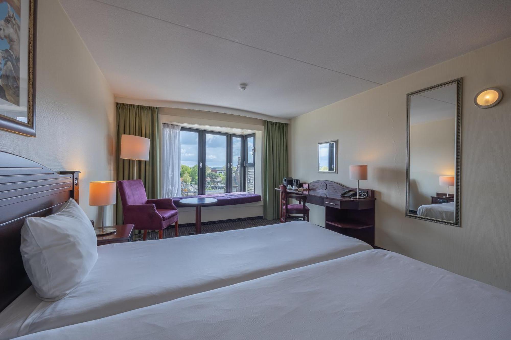 อัมรัท แกรนด์ โฮเต็ล เดอ เอมเพอเรอร์ Hotel มาสทริชท์ ภายนอก รูปภาพ