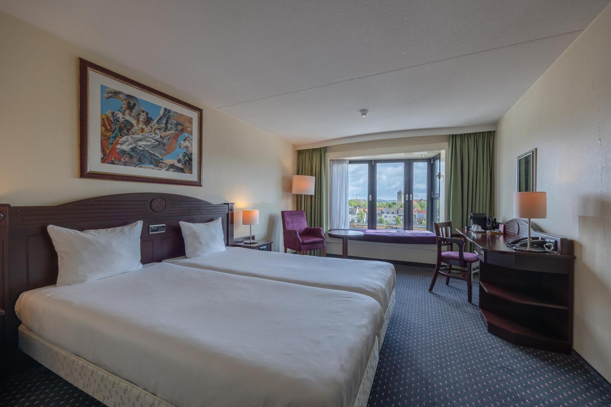 อัมรัท แกรนด์ โฮเต็ล เดอ เอมเพอเรอร์ Hotel มาสทริชท์ ภายนอก รูปภาพ