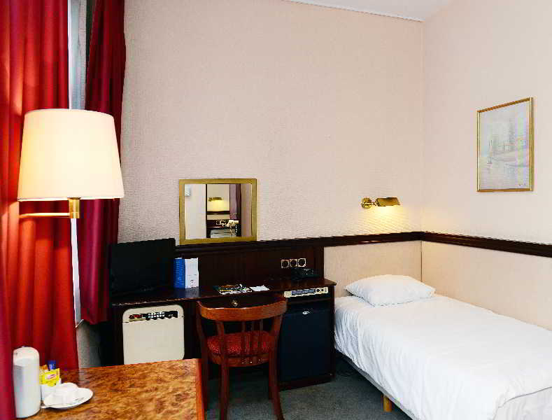 อัมรัท แกรนด์ โฮเต็ล เดอ เอมเพอเรอร์ Hotel มาสทริชท์ ภายนอก รูปภาพ